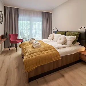  Aparthotel Symphony Square Polsko